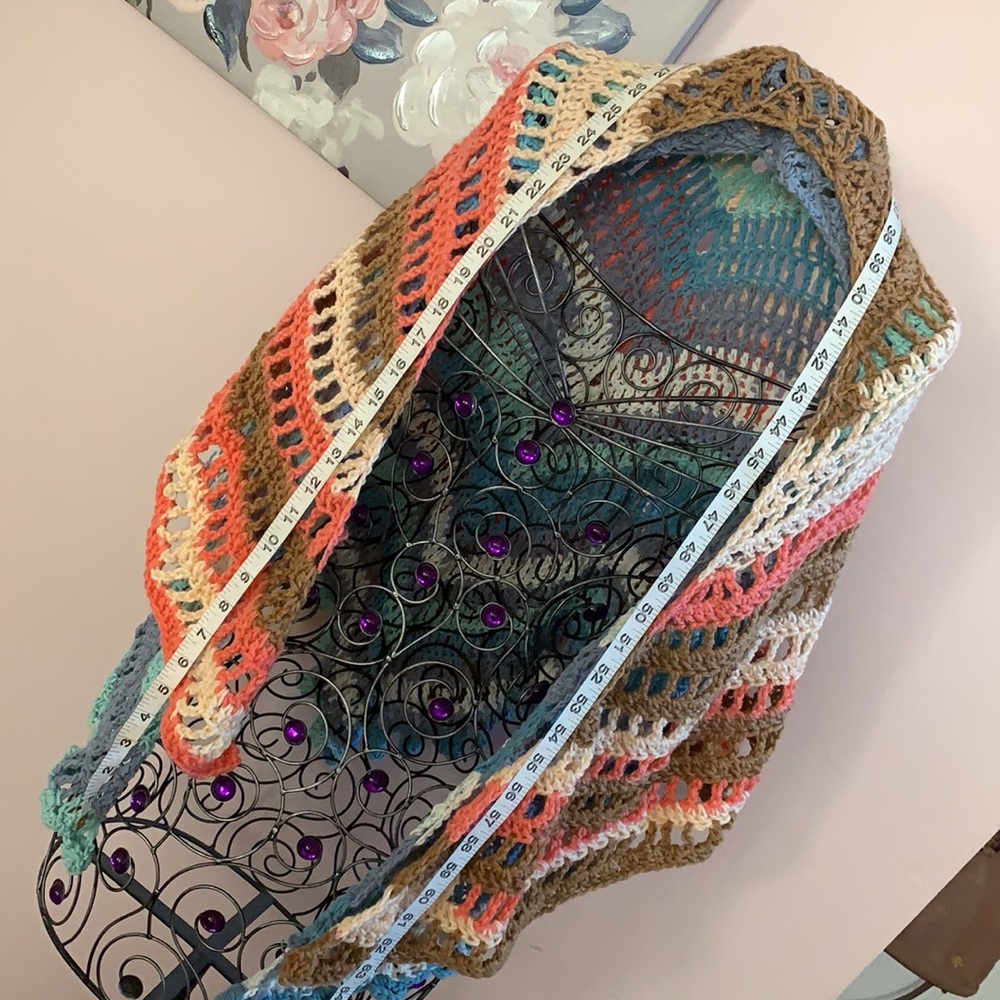 Handmade shawl - Picture 7 of 8